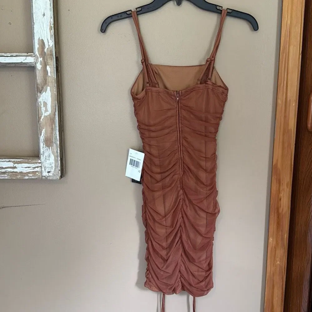NWT City Vibe Ruched bodycon dress juniors size xs caramel color sleeveless form - Picture 4 of 9